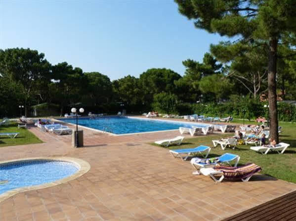 Camping Neptuno Hotel Pals Exterior photo